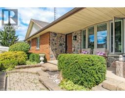 4 DONJON Boulevard - 2