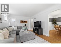 652 WEBER Street E - 7