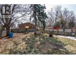 15 HERLAN Avenue - 10