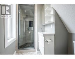 15 HERLAN Avenue - 26