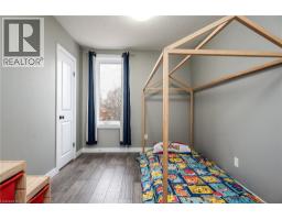 15 HERLAN Avenue - 30