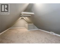 15 HERLAN Avenue - 34