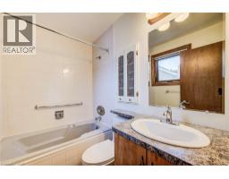 458 WINSTON Boulevard - 22