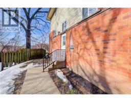 119 CEDAR Street S UnitNo. 15 - 4