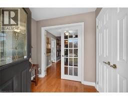 208 MEADOWBROOK Drive - 3