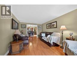 208 MEADOWBROOK Drive - 6