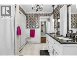 11 RAISING MILL Gate - 32