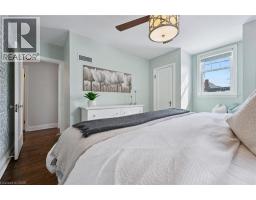 63 CLAREMONT Avenue - 17