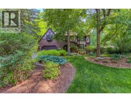 370 GREEN ACRES Drive - 1