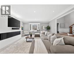 370 GREEN ACRES Drive - 10