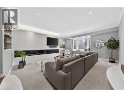 370 GREEN ACRES Drive - 11