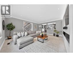 370 GREEN ACRES Drive - 12