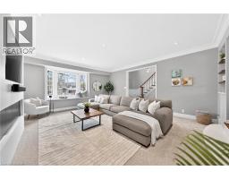 370 GREEN ACRES Drive - 9