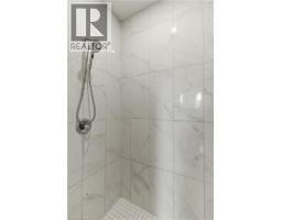 2000 MADDEX Way - 43