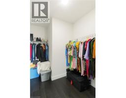 2000 MADDEX Way - 44