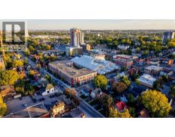 165 DUKE Street E UnitNo. 202 - 3