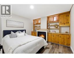 300 STONYBROOK Drive - 20