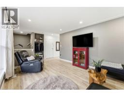 300 STONYBROOK Drive - 5