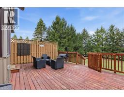 6 BANNISTER Street - 33