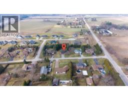 6 BANNISTER Street - 40