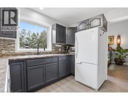 6 BANNISTER Street - 5