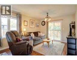 47 IRVING Drive - 14