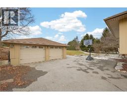 847 GOVERNORS Road - 33