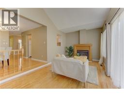 20 FORREST Avenue W UnitNo. 10 - 13