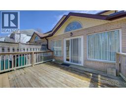 20 FORREST Avenue W UnitNo. 10 - 32