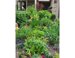 20 FORREST Avenue W UnitNo. 10 - 39