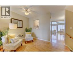 20 FORREST Avenue W UnitNo. 10 - 4