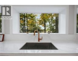 239 CORRIE Crescent - 11