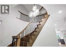 239 CORRIE Crescent - 23