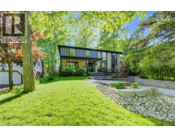 239 CORRIE Crescent - 3