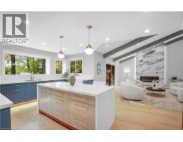 239 CORRIE Crescent - 9