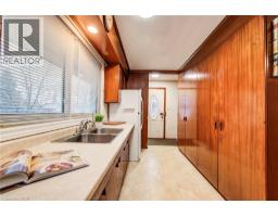 239 WINFIELD Avenue - 8