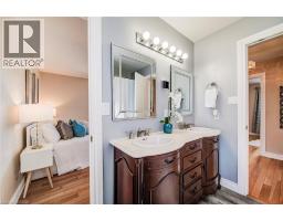 84 ENDEAVOUR Drive - 25