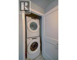 60 W CHARLES Street W UnitNo. 1805 - 16