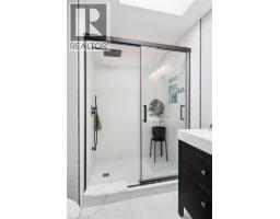 257 MELROSE Street - 23