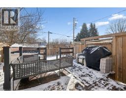 257 MELROSE Street - 29