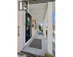 257 MELROSE Street - 5