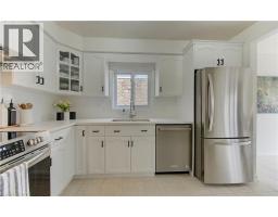 80 EVERGLADE Crescent - 13