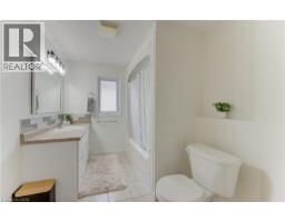 80 EVERGLADE Crescent - 18