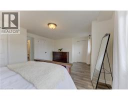 80 EVERGLADE Crescent - 23