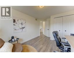 80 EVERGLADE Crescent - 24