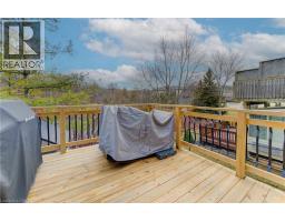 80 EVERGLADE Crescent - 32