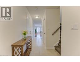 80 EVERGLADE Crescent - 6