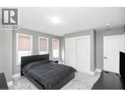 70 FLEMING Crescent - 24