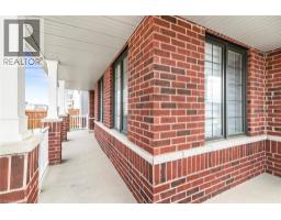 70 FLEMING Crescent - 3