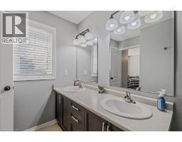 45 TRILLIUM Way - 33